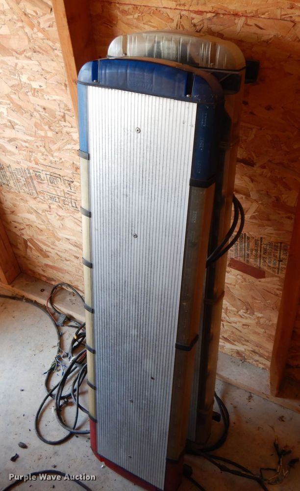 image for item IX9479 Automotive accessories