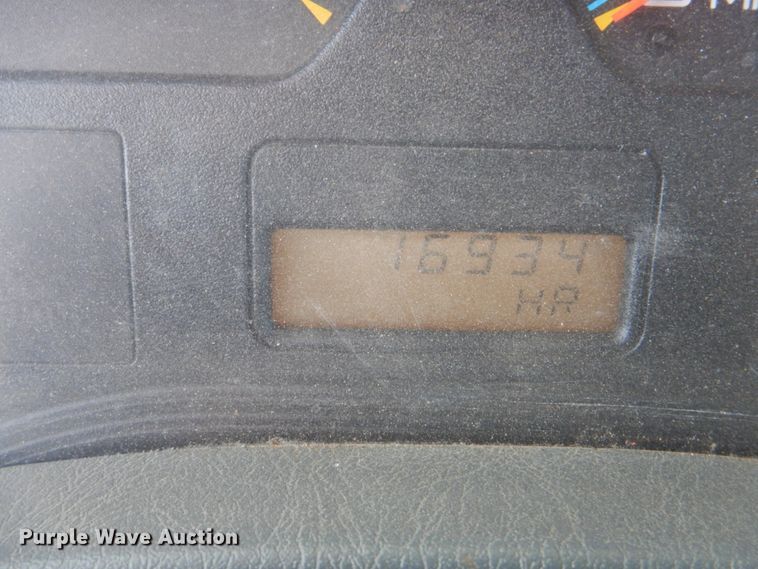 image for item IY9441 2005 International 7500  dump truck