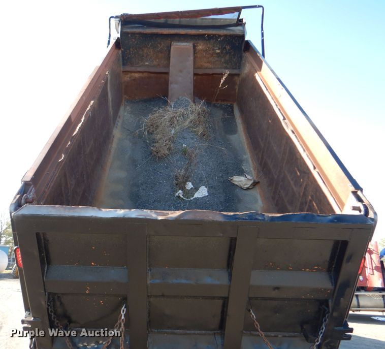 image for item IY9441 2005 International 7500  dump truck