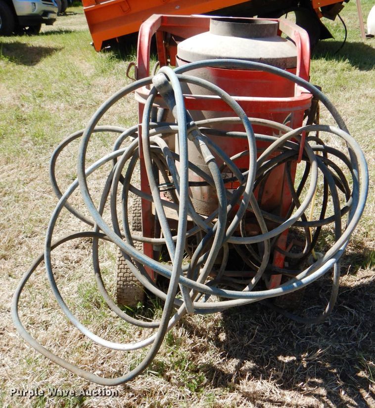 image for item IY9442 Shark STP-352007A pressure washer