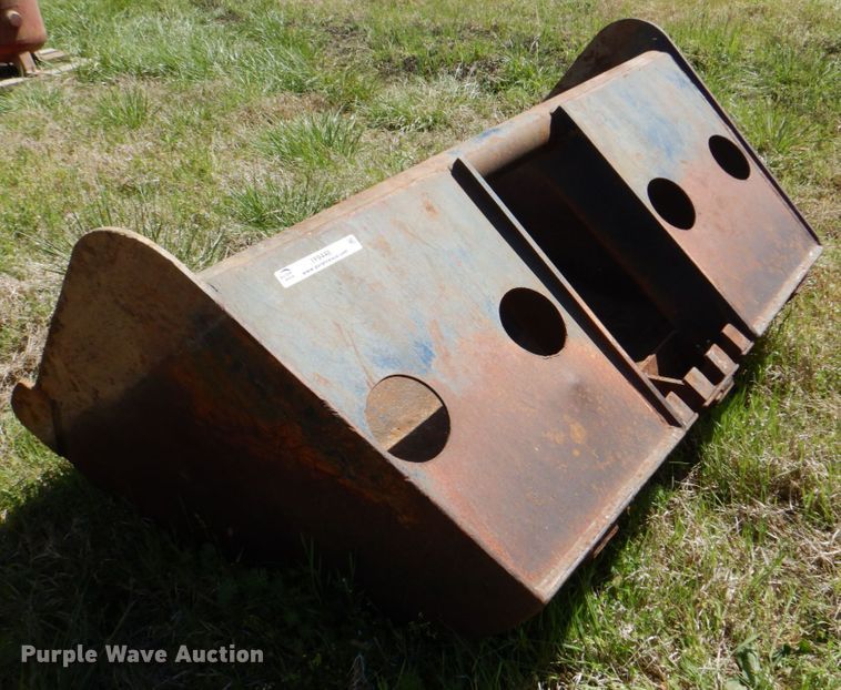 image for item IY9448 Gradall 57"W bucket