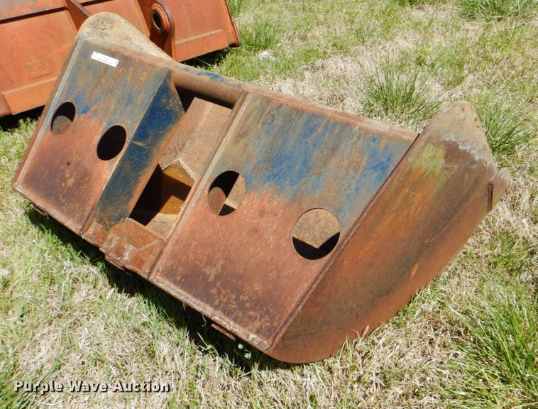 image for item IY9448 Gradall 57"W bucket