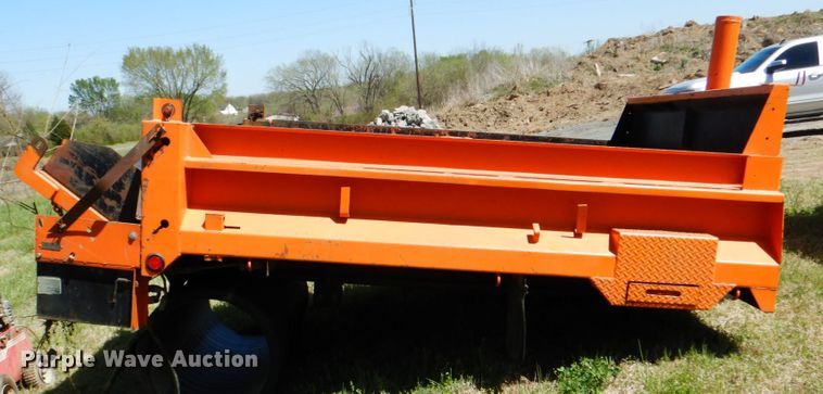 image for item IY9454 1992 Monroe dump bed