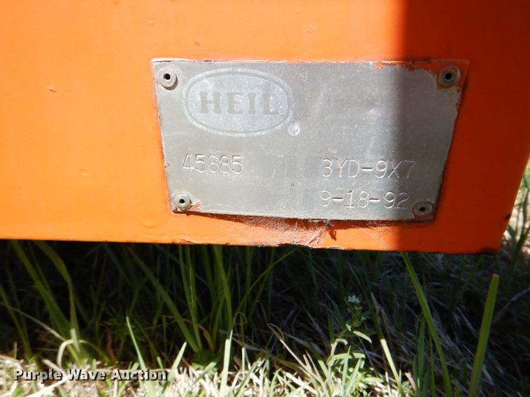 image for item IY9454 1992 Monroe dump bed