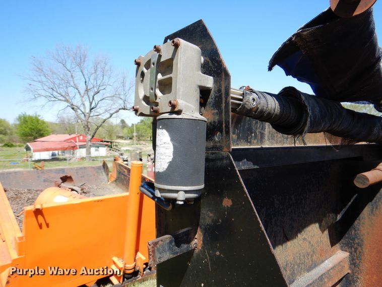 image for item IY9455 Davis dump bed