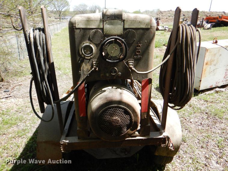 image for item IY9457 Hobart GPB-258  welder/generator