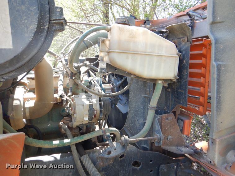 image for item IY9461 1992 International 4700  flatbed truck