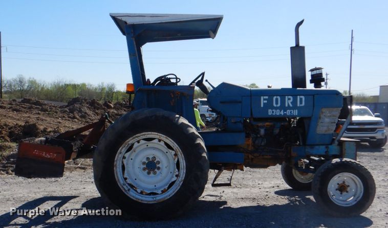 image for item IY9463 1983 Ford 7710  MFWD tractor