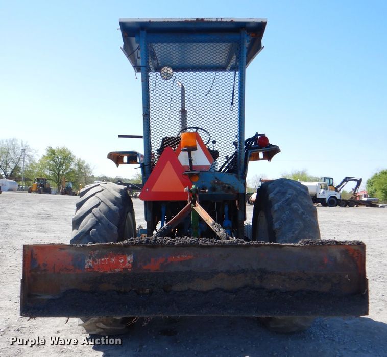 image for item IY9463 1983 Ford 7710  MFWD tractor
