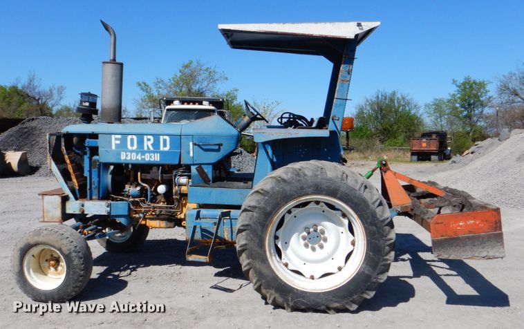 image for item IY9463 1983 Ford 7710  MFWD tractor