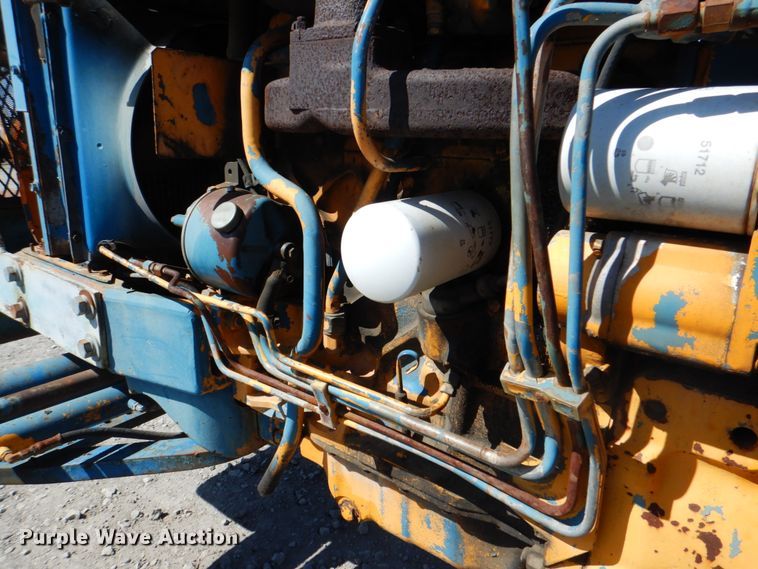 image for item IY9463 1983 Ford 7710  MFWD tractor