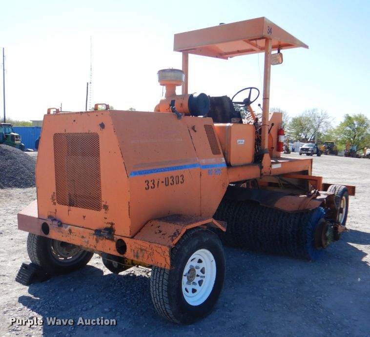 image for item IY9464 1995 Broce RC300  broom