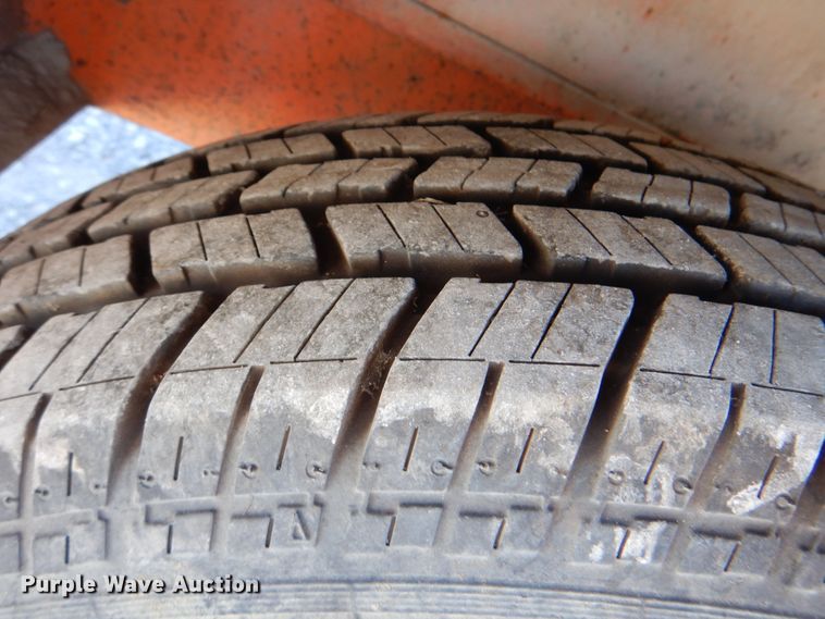 image for item IY9464 1995 Broce RC300  broom