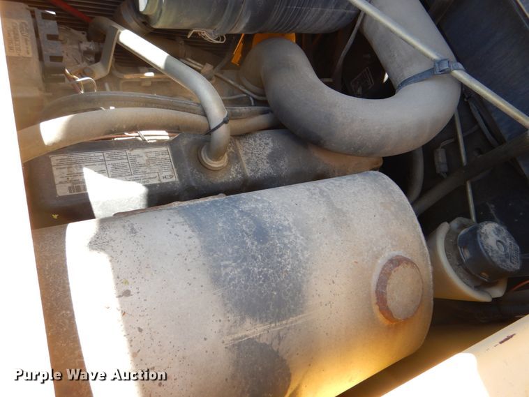 image for item IY9470 New Holland LS190  skid steer loader