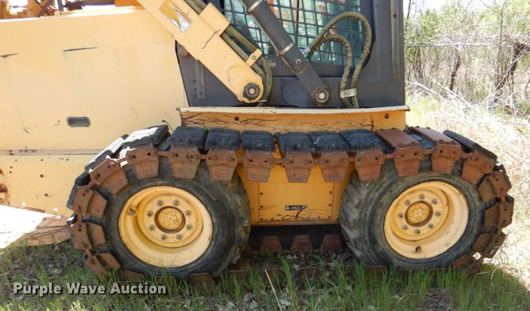 image for item IY9470 New Holland LS190  skid steer loader
