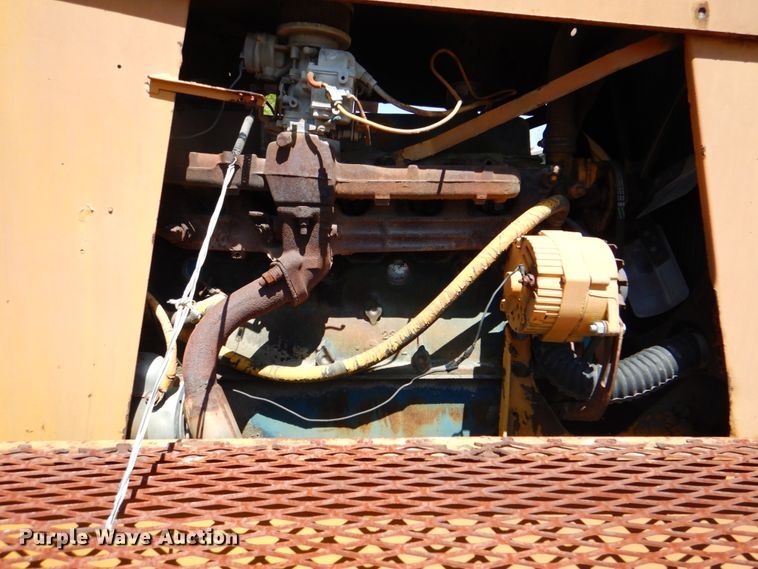 image for item IY9471 Tampo SP312  pneumatic roller