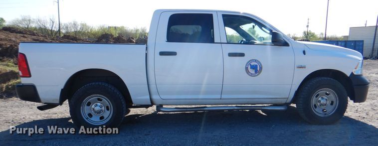 image for item IY9473 2014 Dodge Ram 1500  Crew Cab pickup truck