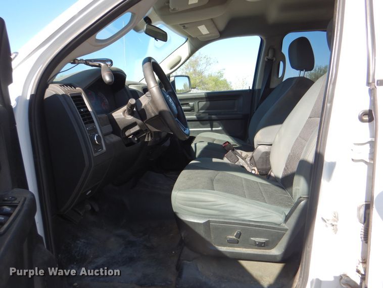 image for item IY9473 2014 Dodge Ram 1500  Crew Cab pickup truck