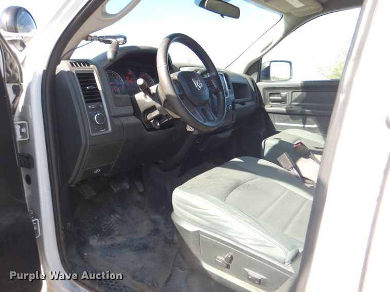 image for item IY9473 2014 Dodge Ram 1500  Crew Cab pickup truck