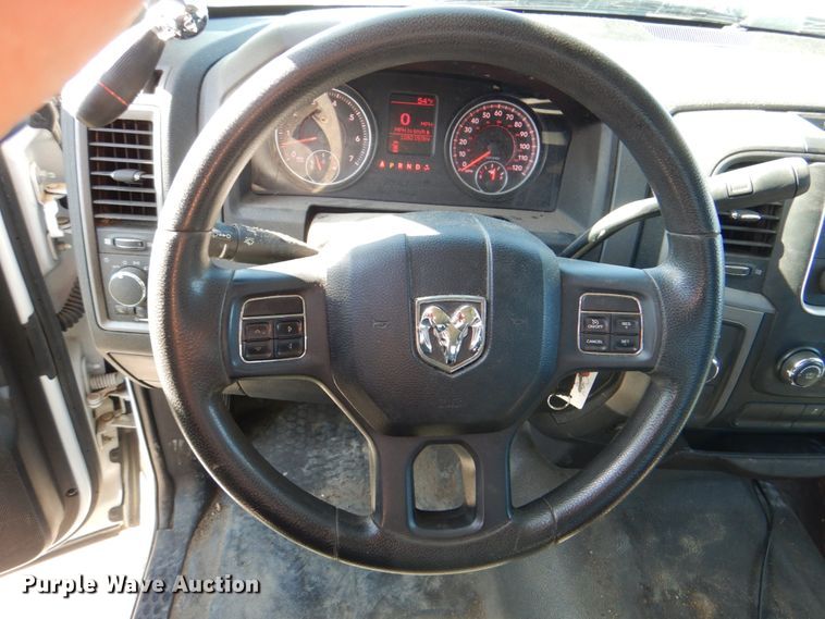 image for item IY9473 2014 Dodge Ram 1500  Crew Cab pickup truck