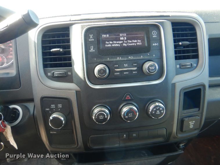 image for item IY9473 2014 Dodge Ram 1500  Crew Cab pickup truck