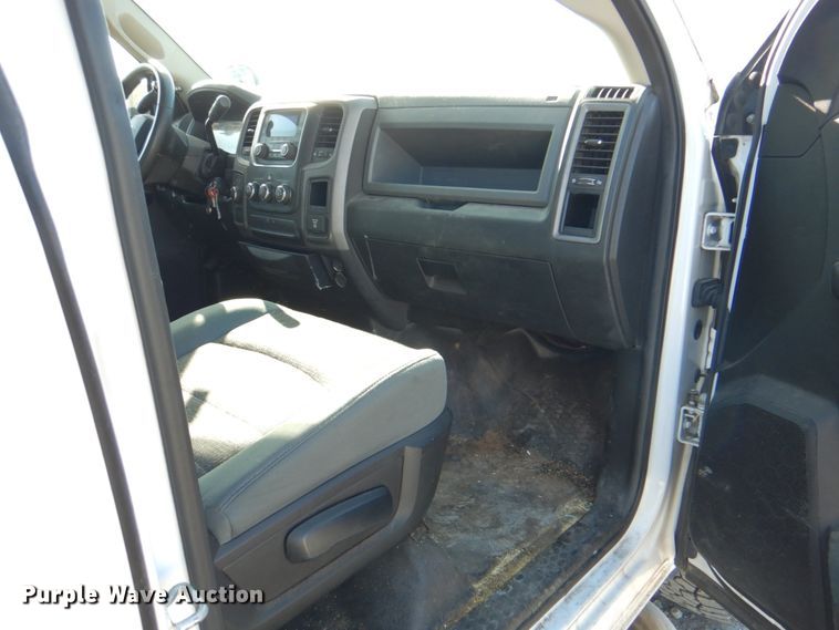 image for item IY9473 2014 Dodge Ram 1500  Crew Cab pickup truck