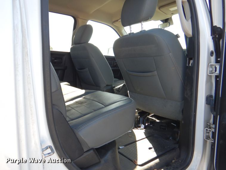 image for item IY9473 2014 Dodge Ram 1500  Crew Cab pickup truck