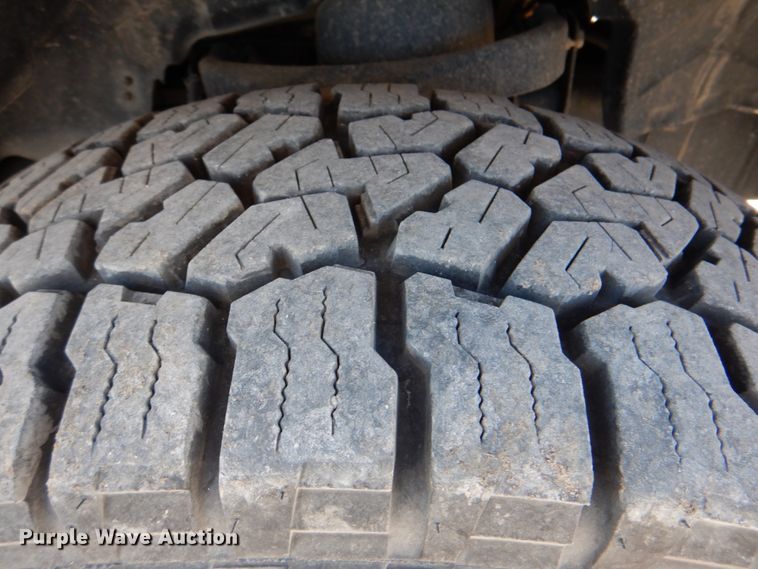 image for item IY9473 2014 Dodge Ram 1500  Crew Cab pickup truck