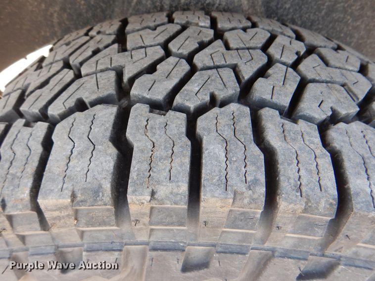 image for item IY9473 2014 Dodge Ram 1500  Crew Cab pickup truck