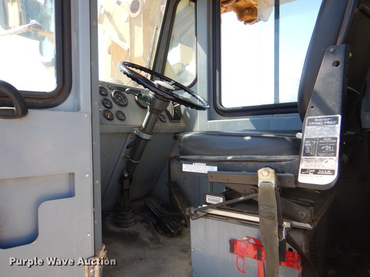 image for item IY9474 Gradall G3WD  wheeled excavator