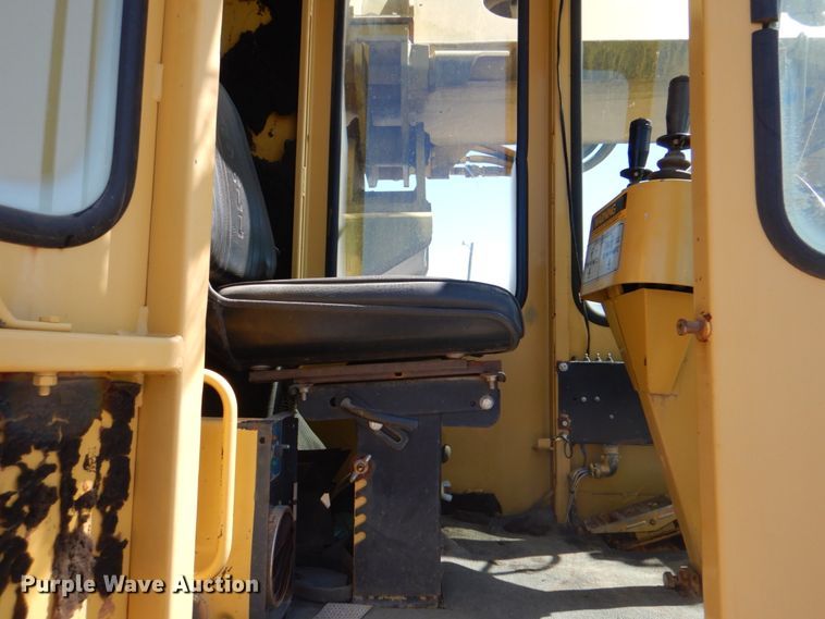 image for item IY9474 Gradall G3WD  wheeled excavator