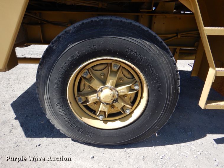 image for item IY9474 Gradall G3WD  wheeled excavator