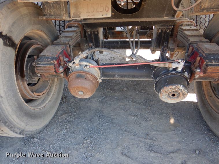 image for item IY9475 1995 Clement RKHL3226 end dump trailer