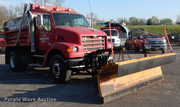 image for item IY9572 2005 Sterling L-Line  dump truck