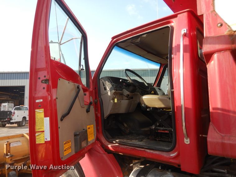 image for item IY9572 2005 Sterling L-Line  dump truck