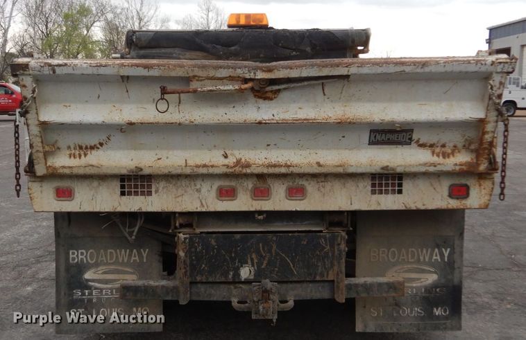 image for item IY9574 2003 Ford F550 Super Duty XL  dump truck