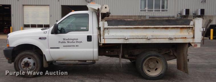 image for item IY9574 2003 Ford F550 Super Duty XL  dump truck