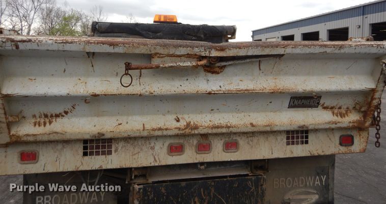 image for item IY9574 2003 Ford F550 Super Duty XL  dump truck