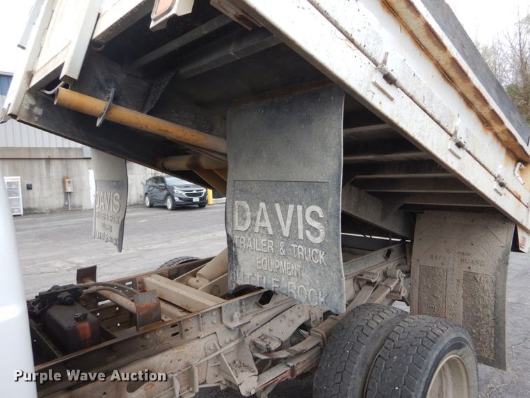 image for item IY9574 2003 Ford F550 Super Duty XL  dump truck