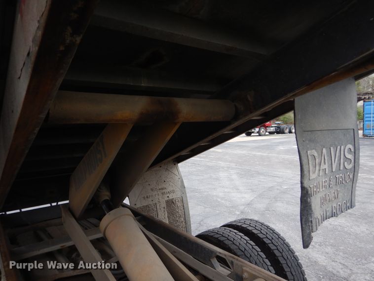 image for item IY9574 2003 Ford F550 Super Duty XL  dump truck