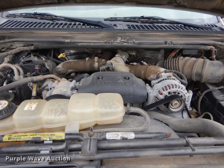 image for item IY9574 2003 Ford F550 Super Duty XL  dump truck