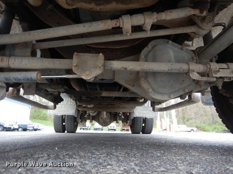 image for item IY9574 2003 Ford F550 Super Duty XL  dump truck