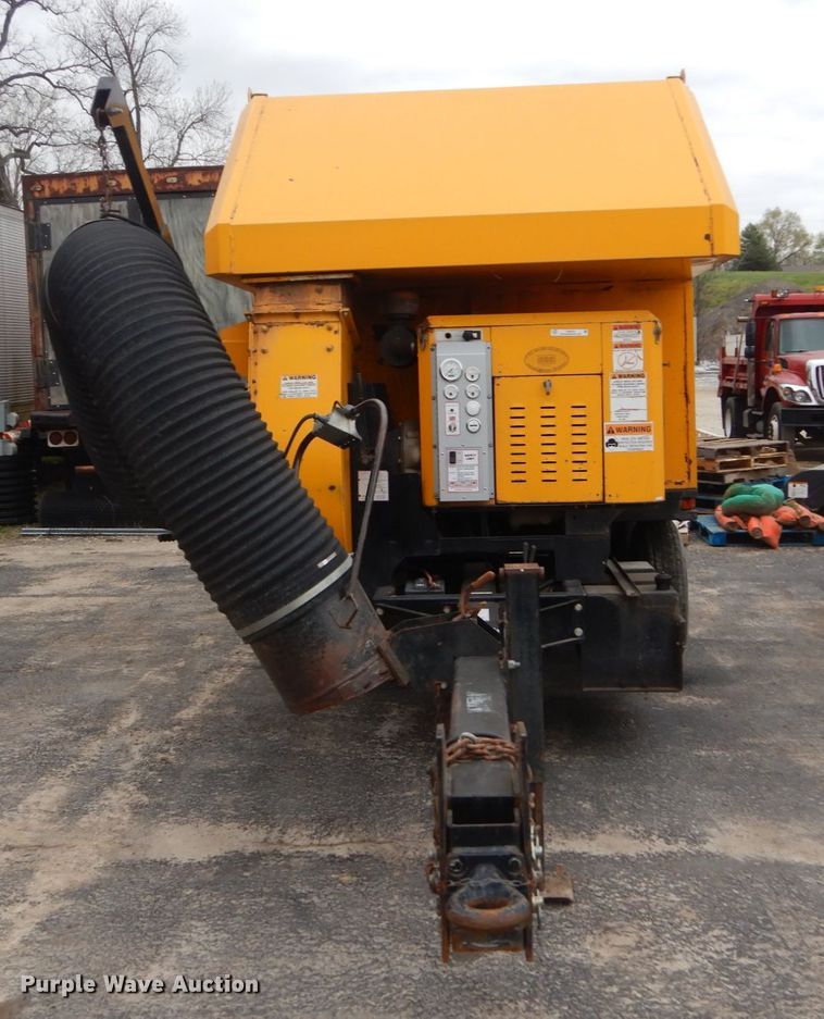 image for item IY9575 2002 Old Dominion Brush Co. SCL800  leaf vacuum