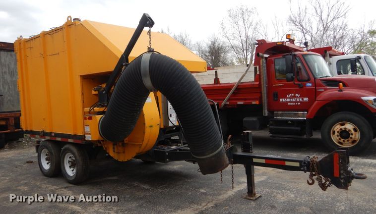 image for item IY9575 2002 Old Dominion Brush Co. SCL800  leaf vacuum