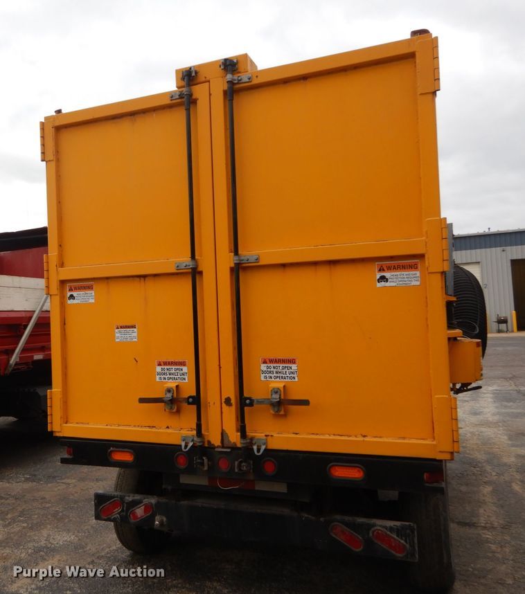 image for item IY9575 2002 Old Dominion Brush Co. SCL800  leaf vacuum