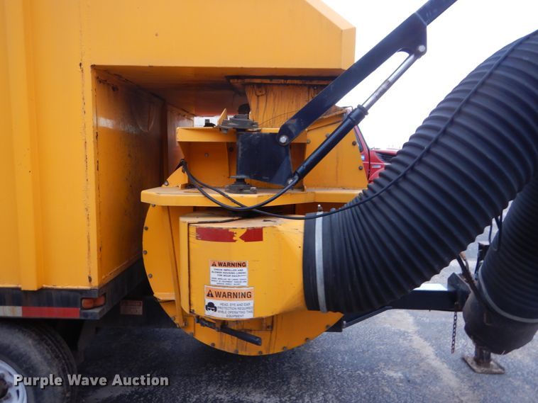 image for item IY9575 2002 Old Dominion Brush Co. SCL800  leaf vacuum