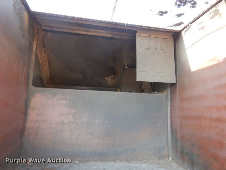 image for item IY9575 2002 Old Dominion Brush Co. SCL800  leaf vacuum