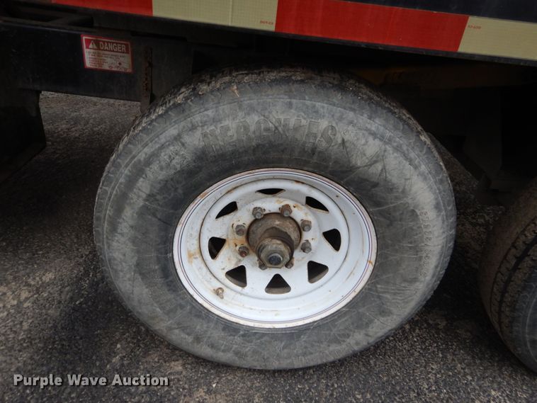 image for item IY9575 2002 Old Dominion Brush Co. SCL800  leaf vacuum