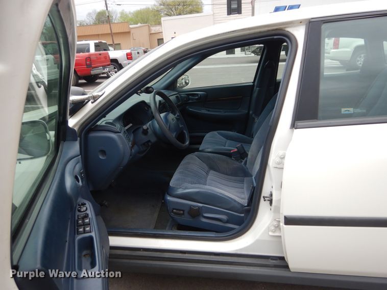 image for item IY9576 2001 Chevrolet Impala