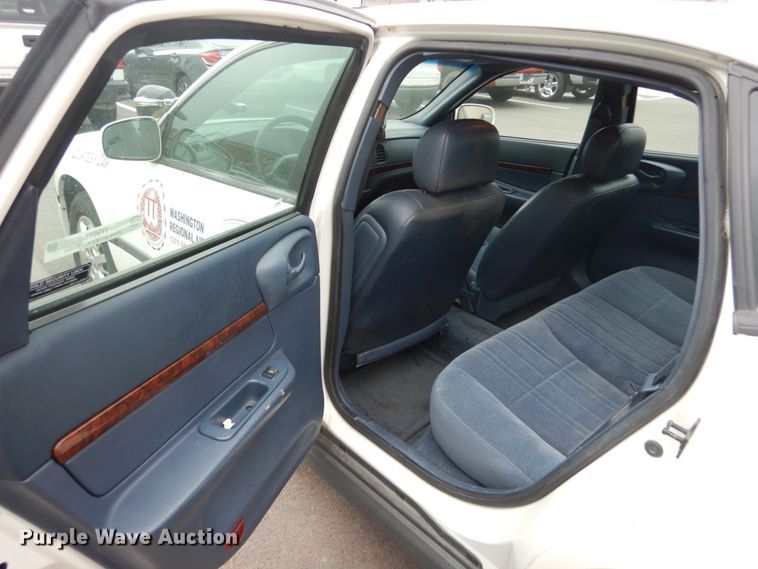 image for item IY9576 2001 Chevrolet Impala